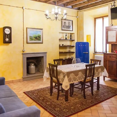 Antica Dimora Del Castello 아파트 *